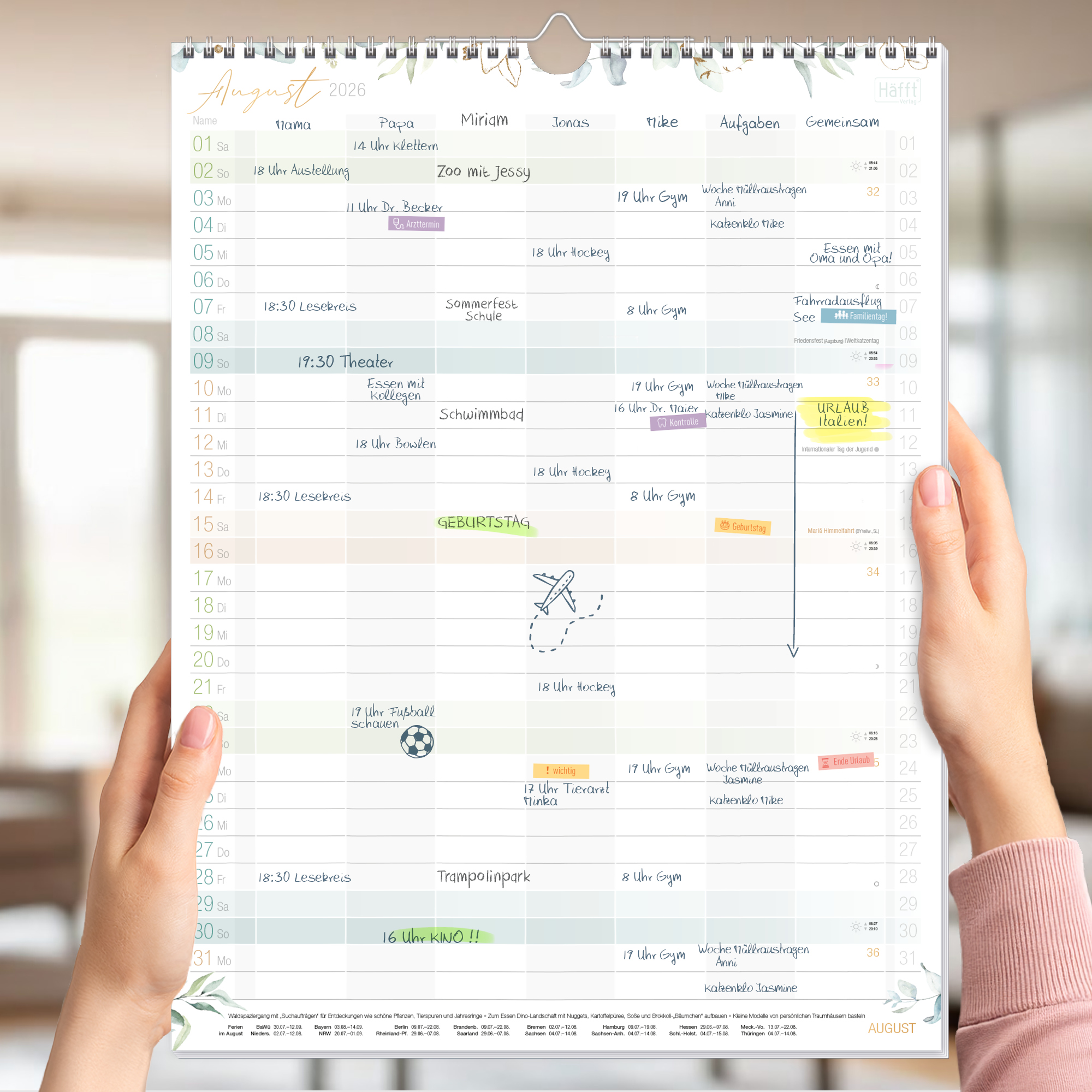 Artikelbild 6 des Artikels “Familienplaner XXL 2026 Wandkalender [Blattgold] “