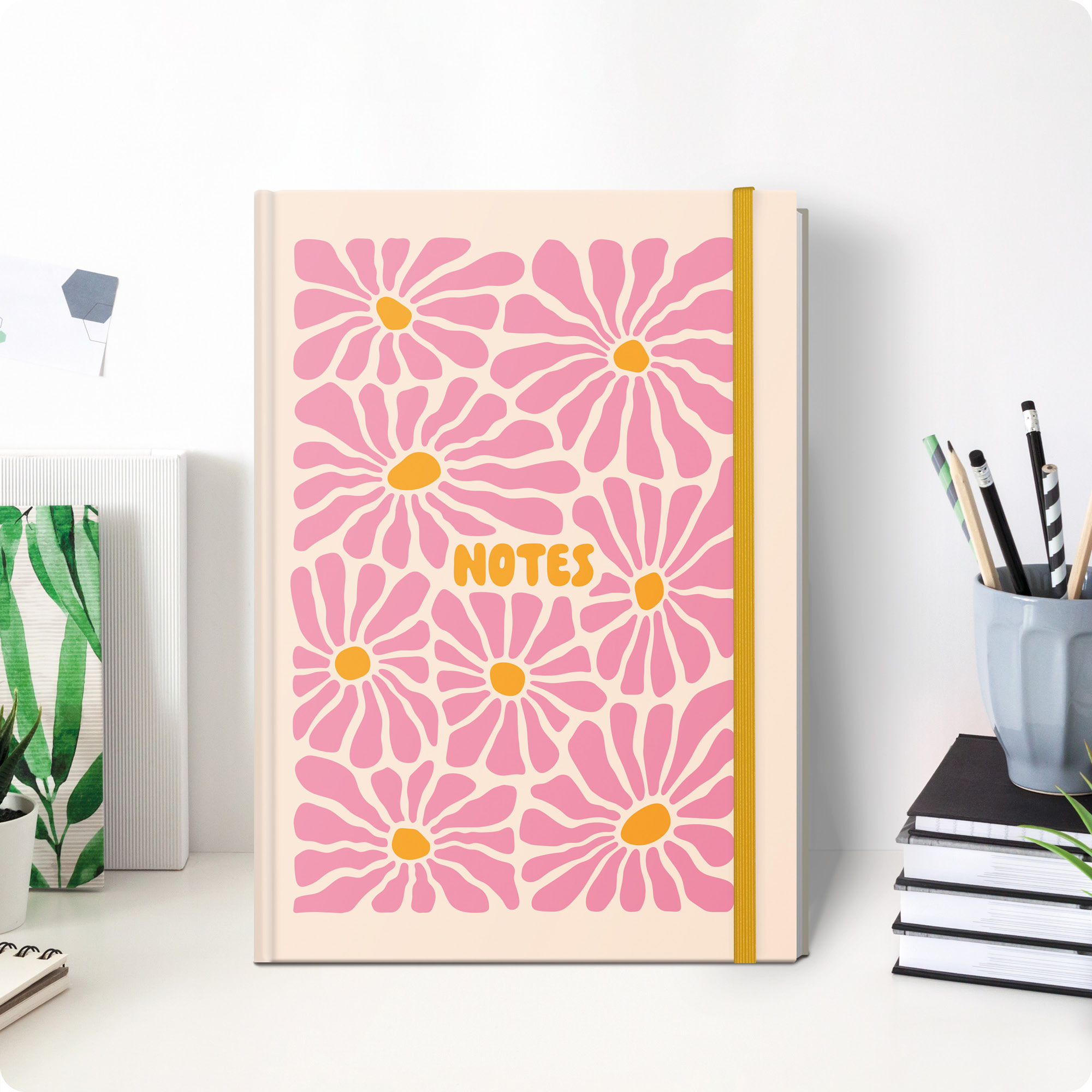 Artikelbild 8 des Artikels “paper&you Notizbuch A4+ liniert [Pink Flowers] “
